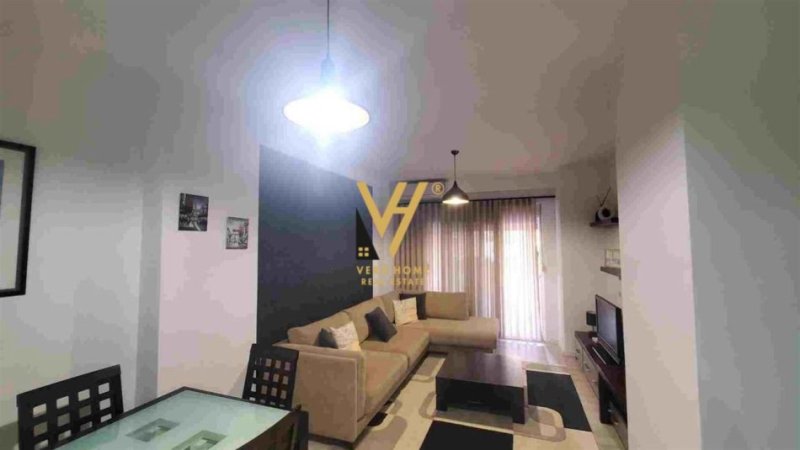 Tirane, shitet apartament 1+1+Ballkon Kati 1, 73 m² 206.000 € (PAZARI I RI)