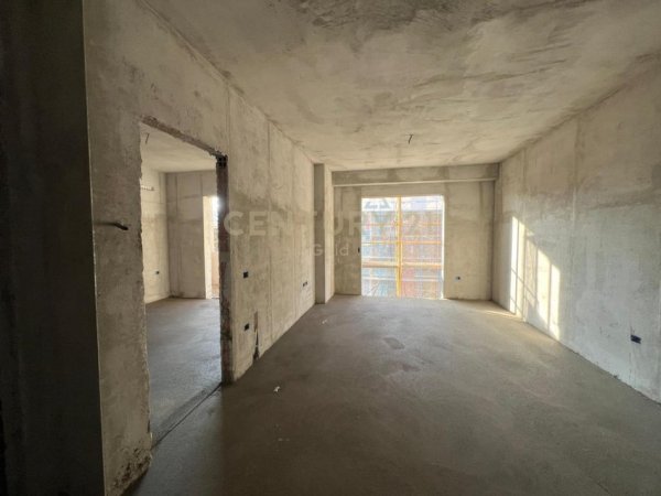 Tirane, shitet apartament 1+1+Ballkon Kati 4, 60 m² 75.000 € 