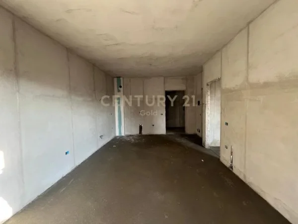 Tirane, shitet apartament 1+1+Ballkon Kati 4, 60 m² 75.000 € 