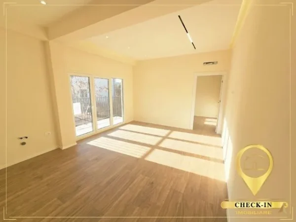 Tirane, shitet apartament 1+1+Ballkon Kati 2, 55 m² 88.000 € (Rruga Tomi Kristo, Ali Demi)