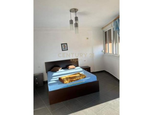 Tirane, jepet me qera apartament 2+1+BLK Kati 7, 145 m² 450 Euro (Yzberisht)