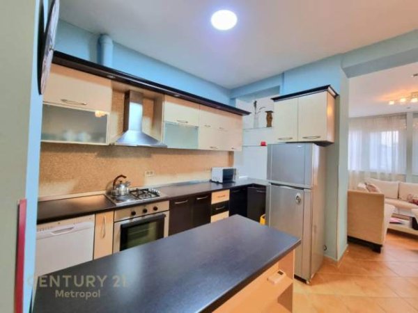 Tirane, jepet me qera apartament 2+1 Kati 2, 80 m² 550 Euro (Rruga e Elbasanit)