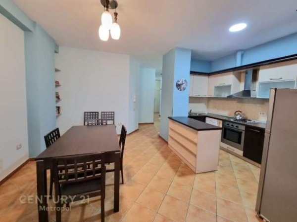 Tirane, jepet me qera apartament 2+1 Kati 2, 80 m² 550 Euro (Rruga e Elbasanit)