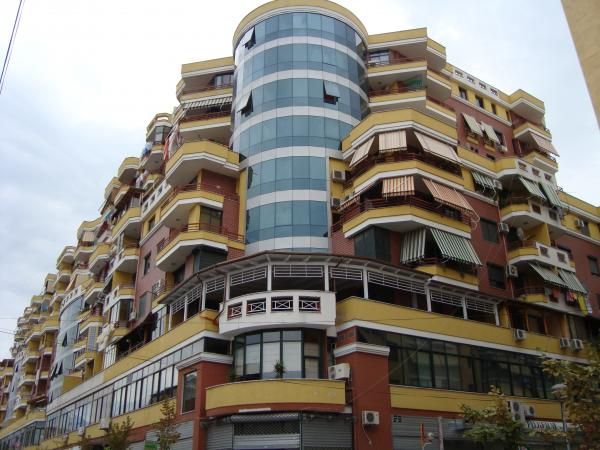 Tirane, shitet apartament 3+1+BLK Kati 4, 110 m² 187.680 Euro (21 Dhjetori)