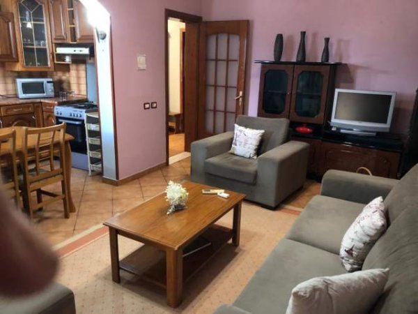 Tirane, shitet apartament 3+1 Kati 6, 115 m² 110.000 Euro (qsut)