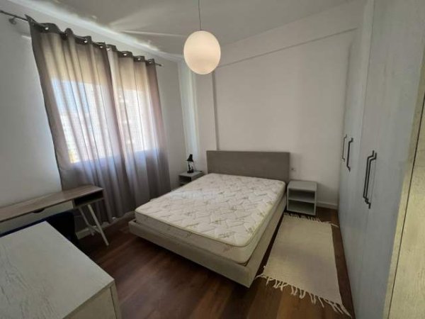 Tirane, jepet me qera apartament 2+1+BLK Kati 11, 95 m² 550 Euro (’Fusha e Aviacionit")