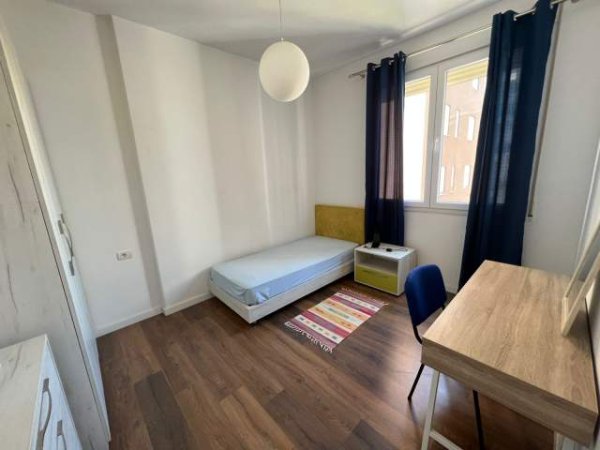 Tirane, jepet me qera apartament 2+1+BLK Kati 11, 95 m² 550 Euro (’Fusha e Aviacionit")