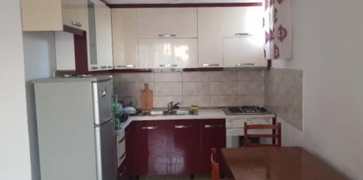 Tirane, jepet me qera apartament 1+1 Kati 2, 65 m² 40.000 Leke (Gjon Buzuku)