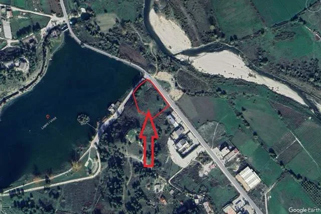 Gjirokaster, Shitet Truall 11.000 m², Cmimi Fillestar 26.971.560 Leke
