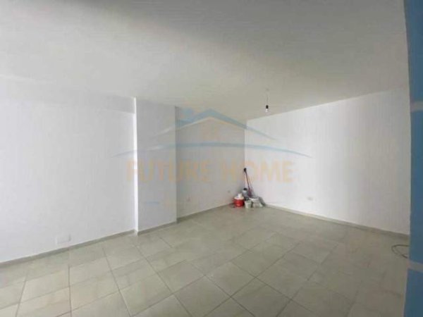 Tirane, shes apartament 2+1+BLK Kati 2, 104 m² 118.000 Euro (Unaza e Re)