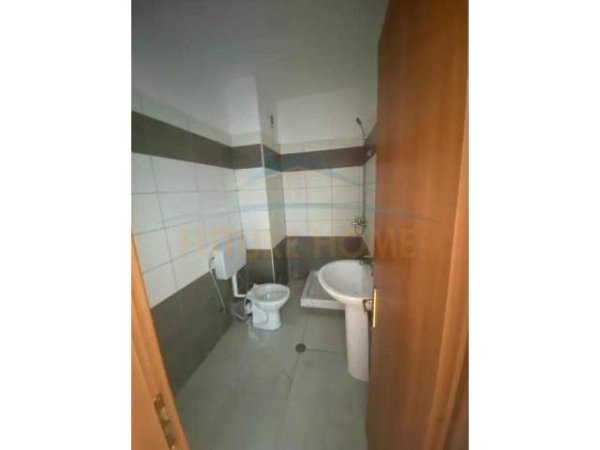 Tirane, shes apartament 2+1+BLK Kati 2, 104 m² 118.000 Euro (Unaza e Re)