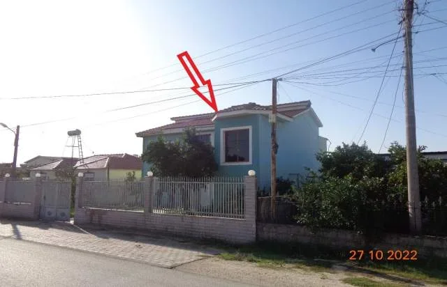 Lushnje, Shitet Truall 361 m² dhe Ndertese 104.3 m², Cmimi Referues 6,300,000 Leke