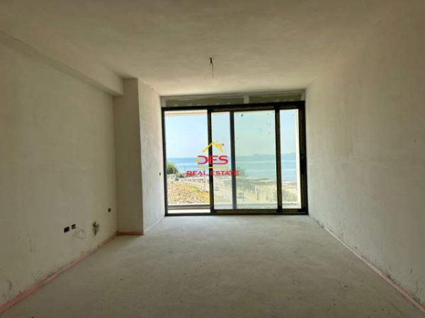 Vlore, shitet apartament 1+1+BLK Kati 2, 73 m² 3.000 Euro/m2 (Rruga Dhimiter Konomi, Vlore)