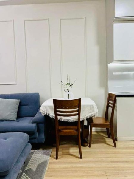 Tirane, shes apartament 2+1 90 m² 168.000 Euro (21 Dhjetori, Kompleksi Kontakt)