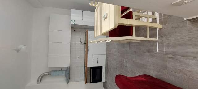 Tirane, jepet me qera garsonier Kati 4, 36 m² 35.000 Leke (Selaudin Zorba)