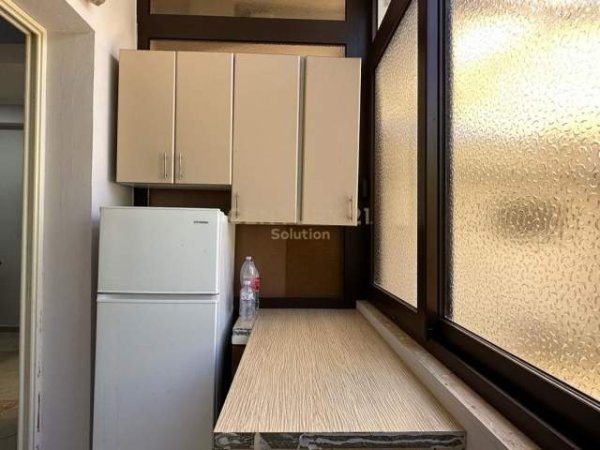 Tirane, jepet me qera apartament 1+1 Kati 1, 74 m² 350 Euro (Tregu Elektrik)