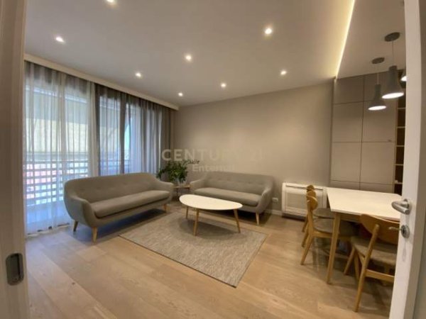 Tirane, jepet me qera apartament Kati 6, 110 m² 1.500 Euro (Tirana, Albania)