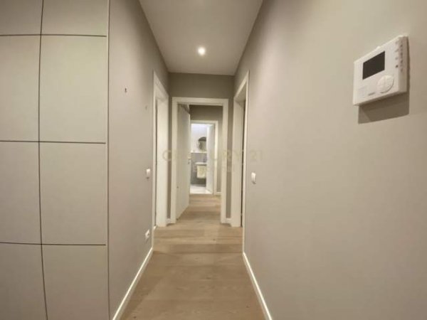 Tirane, jepet me qera apartament Kati 6, 110 m² 1.500 Euro (Tirana, Albania)