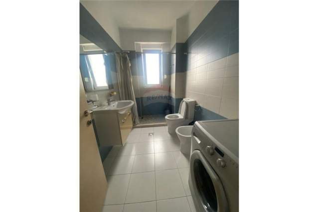 Tirane, jepet me qera apartament 2+1 Kati 0, 95 m² 600 Euro (Ndre Mjeda)