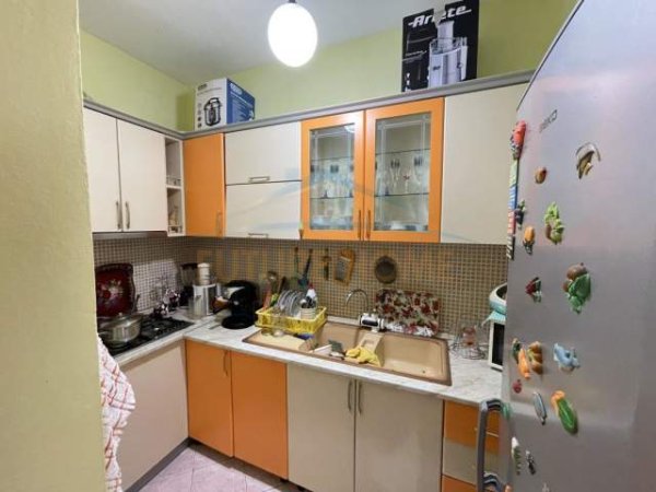 Tirane, shitet apartament 1+1 Kati 6, 52 m² 60.000 Euro (Teodor Keko)