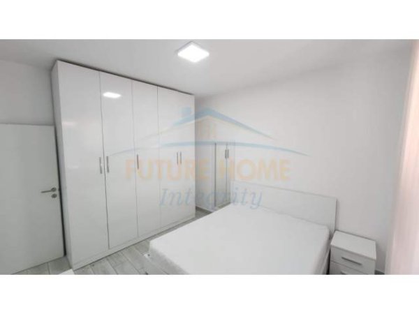 Tirane, shitet apartament 1+1 Kati 3, 46 m² 98.000 Euro (Rrunga e barrikadave)