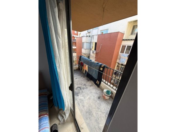 Tirane, shitet apartament 1+1 Kati 4, 56 m² 113.000 € (Kodra e diellit)