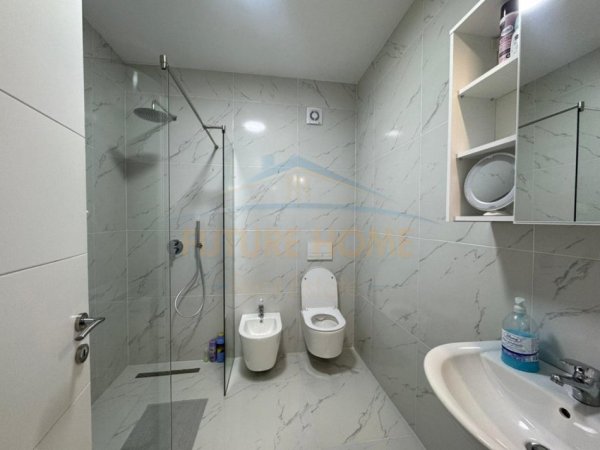 Tirane, jepet me qera apartament 1+1 Kati 5, 57 m² 600 € 
