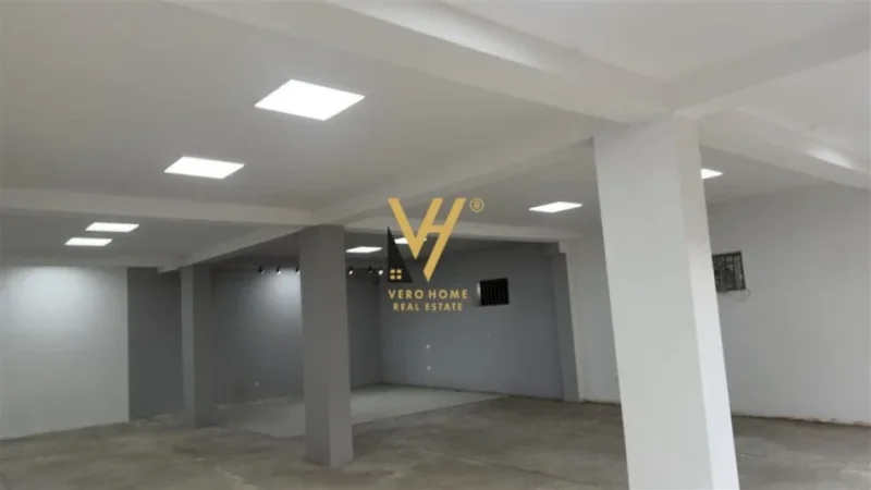 Tirane, jepet me qera ambjent biznesi Kati 0, 200 m² 1.000 € (FRESK)