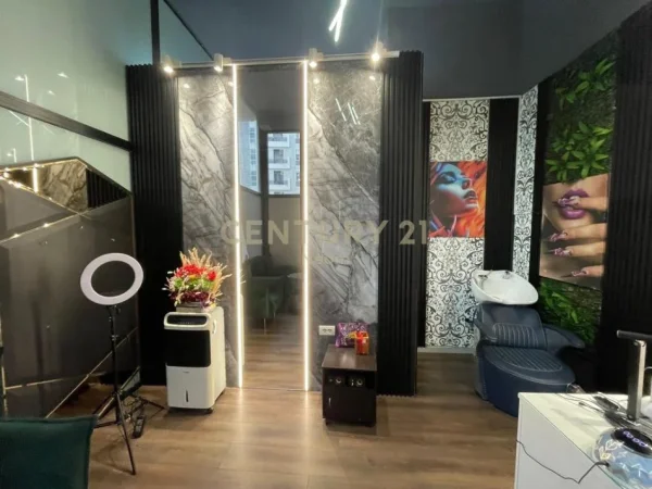 Tirane, shitet ambjent biznesi Kati 0, 30 m² (21 Dhjetori)