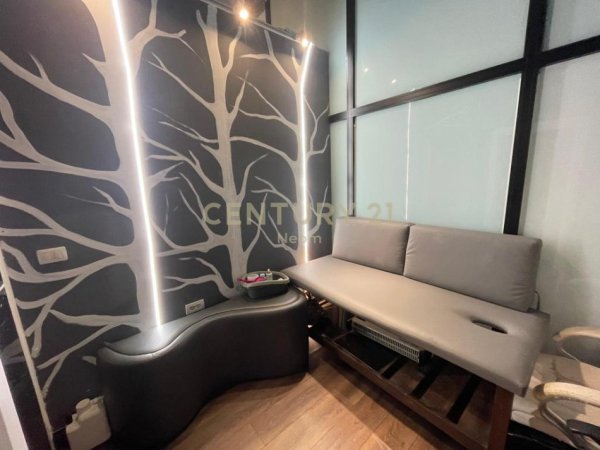 Tirane, shitet ambjent biznesi Kati 0, 30 m² (21 Dhjetori)