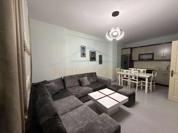 Tirane, jepet me qera apartament 2+1 Kati 6, 107 m² 500 € (ASTIR)