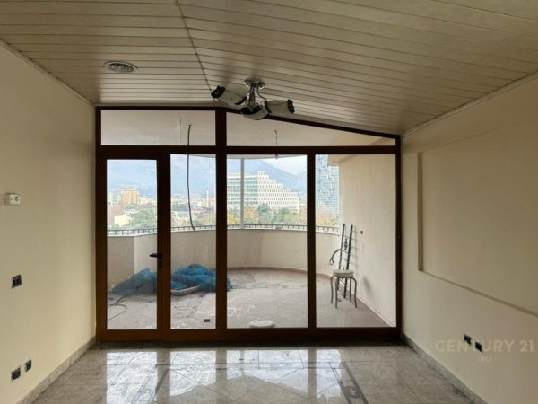 Tirane, shitet apartament 2+1+Ballkon Kati 8, 143 m² 350.000 € (Shallvare)
