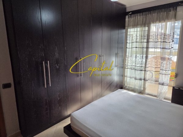 Tirane, jepet me qera apartament 2+1 Kati 3, 106 m² 700 € (SELVIA)