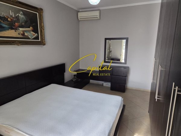 Tirane, jepet me qera apartament 2+1 Kati 3, 106 m² 700 € (SELVIA)
