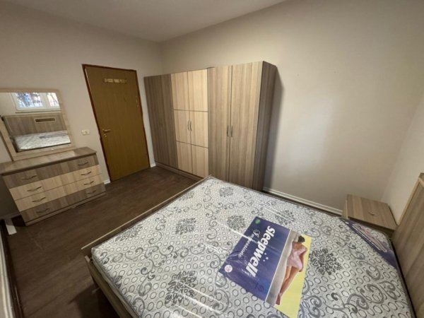 Tirane, jepet me qera apartament 2+1+Aneks+Ballkon Kati 1, 80 m² 500 € (Ish Fusha Aviacionit)
