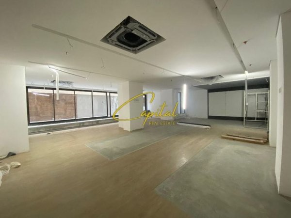 Tirane, jepet me qera magazine Kati 0, 105 m² 550 € (SPITALI AMERIKAN 3)