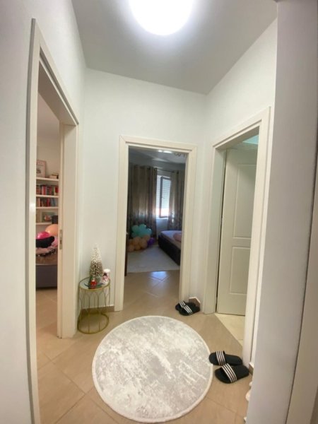 Tirane, shitet apartament 2+1 Kati 1, 105 m² 130.000 € (Rruga Dalip Topi , Fresk)