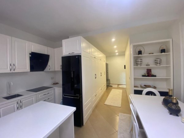 Tirane, shitet apartament 2+1 Kati 1, 105 m² 130.000 € (Rruga Dalip Topi , Fresk)