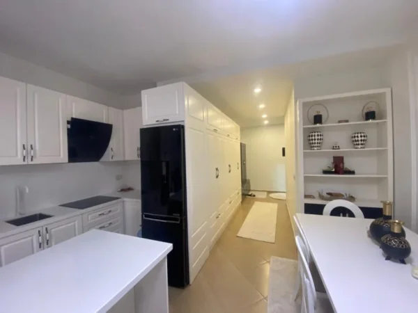 Tirane, shitet apartament 2+1 Kati 1, 105 m² 130.000 € (Rruga Dalip Topi , Fresk)