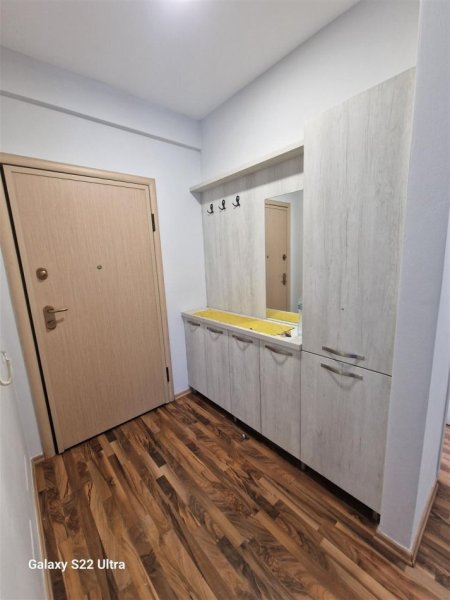 Tirane, jepet me qera apartament 2+1+Ballkon Kati 6, 92 m² 650 € 