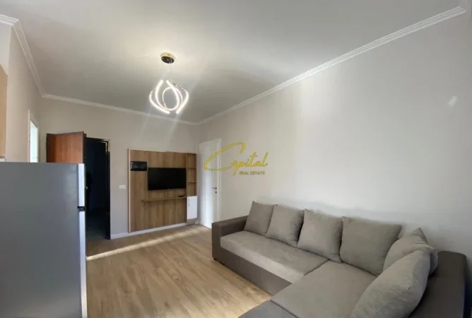 Tirane, jepet me qera apartament 1+1 Kati 7, 60 m² 550 € (21 DHJETORI)