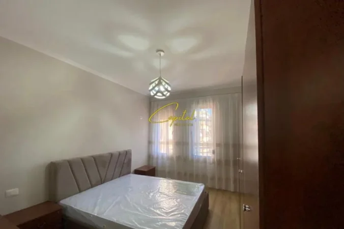 Tirane, jepet me qera apartament 1+1 Kati 7, 60 m² 550 € (21 DHJETORI)