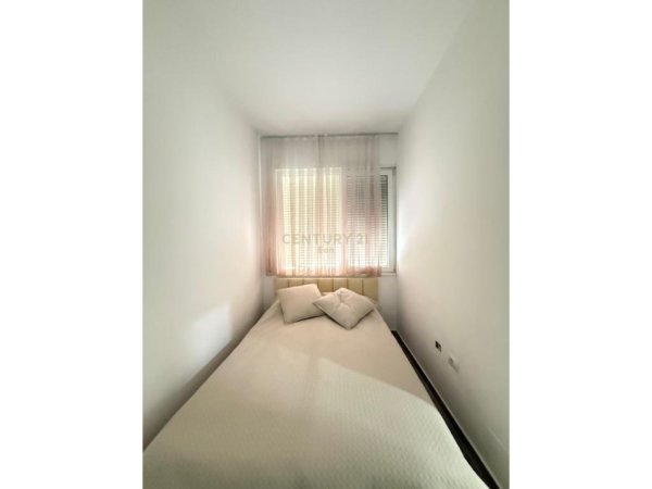 Durres, shitet apartament 2+1 Kati 0, 71 m² 350.000 € (Gjiri i Lalezit)