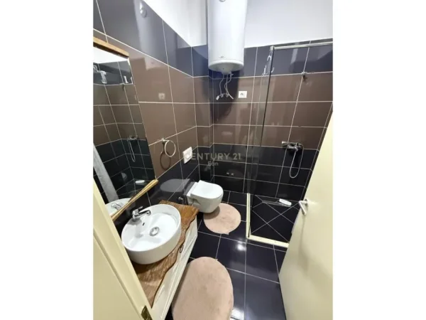 Durres, shitet apartament 2+1 Kati 0, 71 m² 350.000 € (Gjiri i Lalezit)