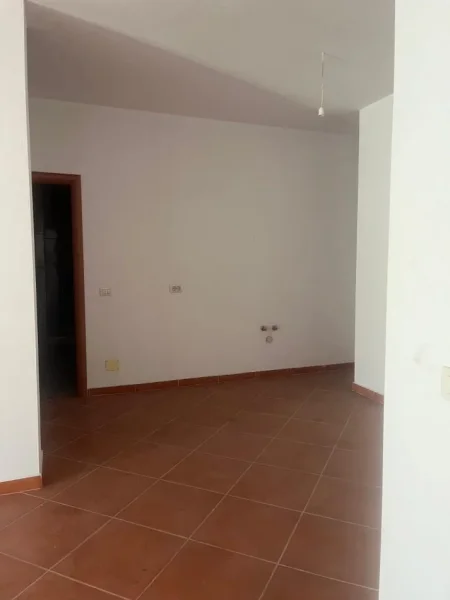 Tirane, shitet apartament 2+1 , 134 m² 249.000 € (Qendra Kristal)