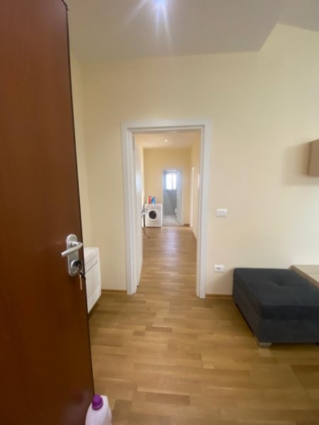 Tirane, jepet me qera Vile 2+1 Kati 3, 110 m² 600 € (21 Dhjetori)