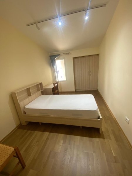 Tirane, jepet me qera Vile 2+1 Kati 3, 110 m² 600 € (21 Dhjetori)