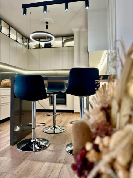 Tirane, shitet apartament 2+1 , 108 m² 299.000 € (Myslym Shyri)