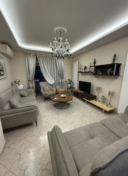 Tirane, shitet apartament 2+1 Kati 6, 135 m² 175.000 € (Rruga Hoxha Tahsim)