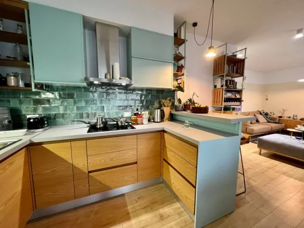 Tirane, jepet me qera nga Pronari, pa-komision apartament 2+1+Ballkon Kati 3, 106 m² 850 € (Shkolla Mihal Grameno)